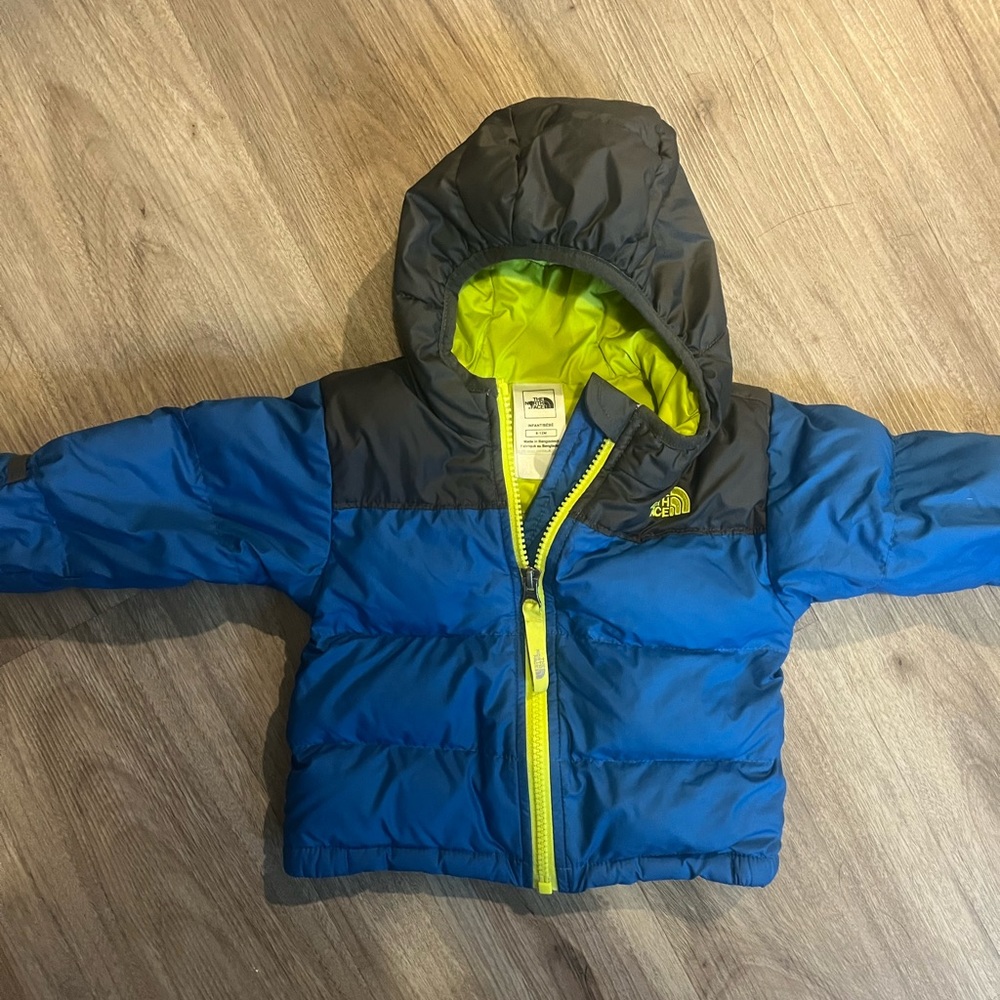 THE NORTH FACE 6-12 month goose down 550 Jacket
